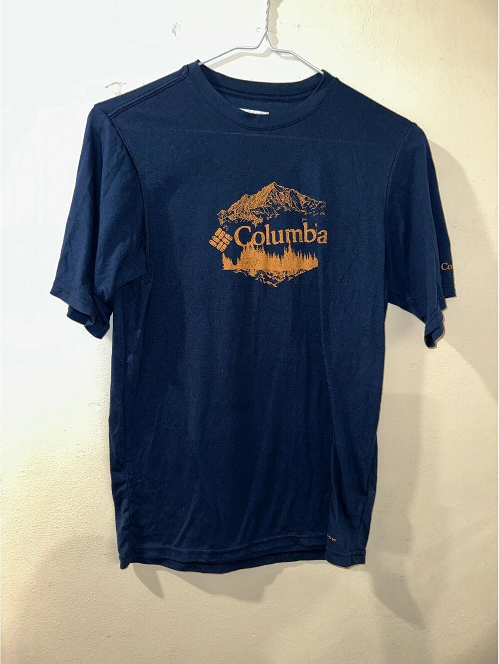 Columbia tshirt size XS